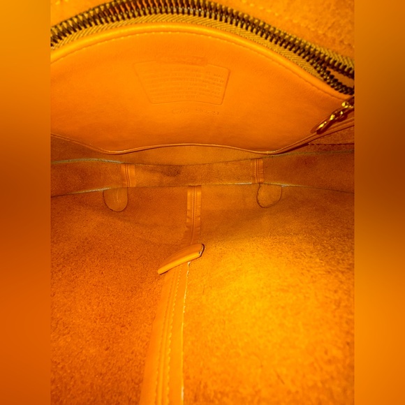 Vintage Coach Ergo Flap Bag 9029 in Yellow - Picture 7 of 8